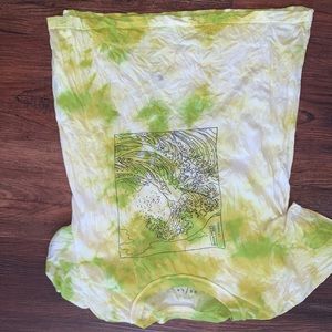 Green pac sun shirt. Size small